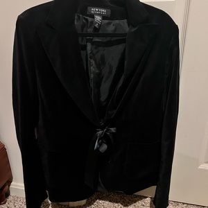 New York & Company black velvet blazer